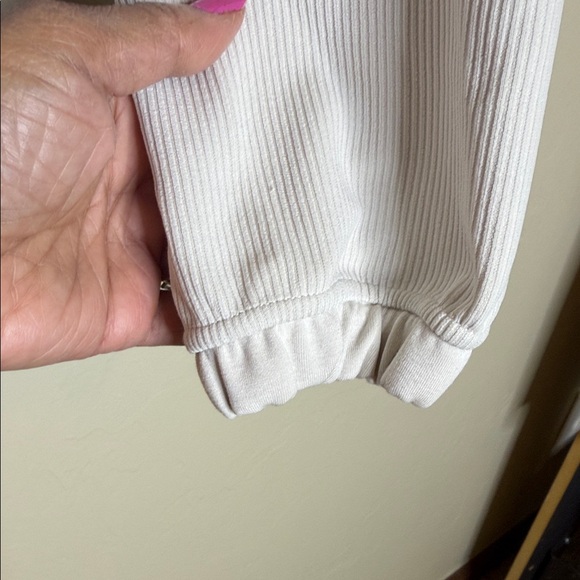 Lululemon Brushed Softstream High-Neck Half Zip Women's Athletic Sweatshirt Top - Picture 6 of 8